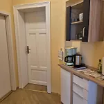 Gina 3*
